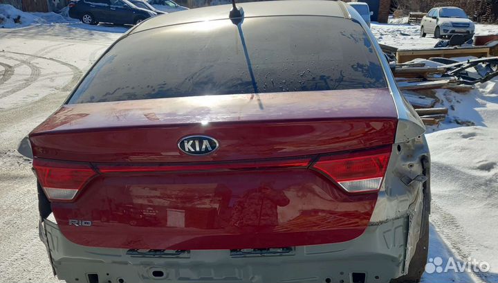 Задний фонарь kia rio 4