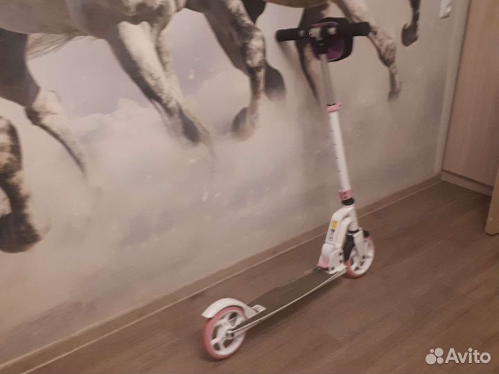 Самокат reaction детский д бу. Складной