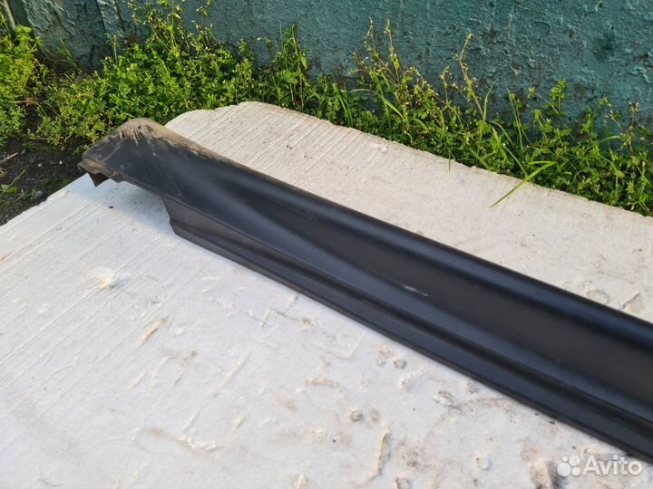 Накладка на порог правая Nissan Juke YF15 F15 2012