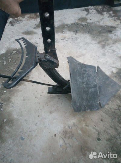 Плужок для мотоблока