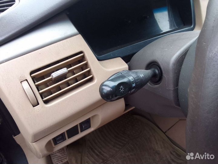 Переключатель поворотников Chery Fora