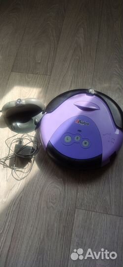 Робот пылесос