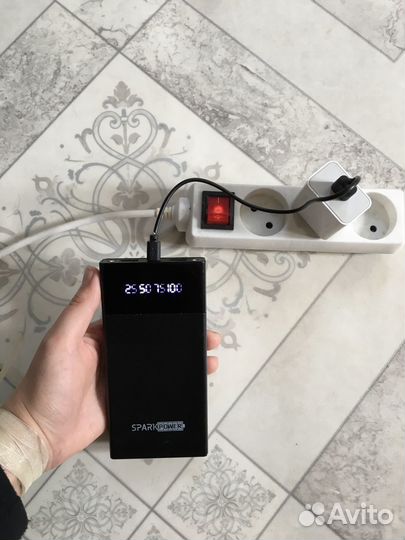 Внешний аккумулятор 10000 mah Power Bank