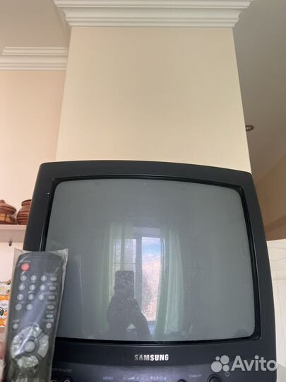 Телевизор samsung