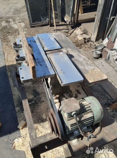 Циркулярный станок пила