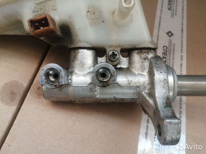 Главный тормозной цилиндр Рио Солярис Solaris