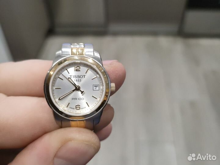 Часы наручные женские tissot
