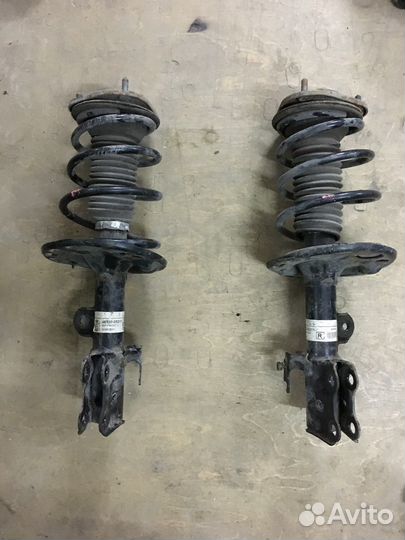 Toyota Avensis амортизатор