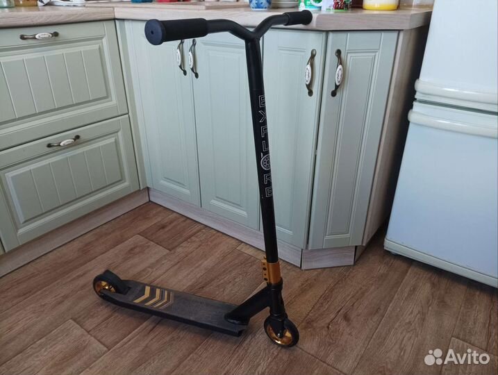 Трюковой самокат