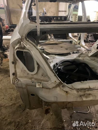 Крыло заднее левое Geely Emgrand Ec7 седан 1.8