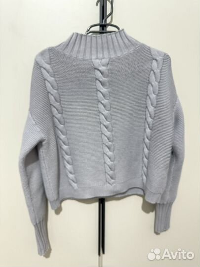 Вязаный повседневный костюм