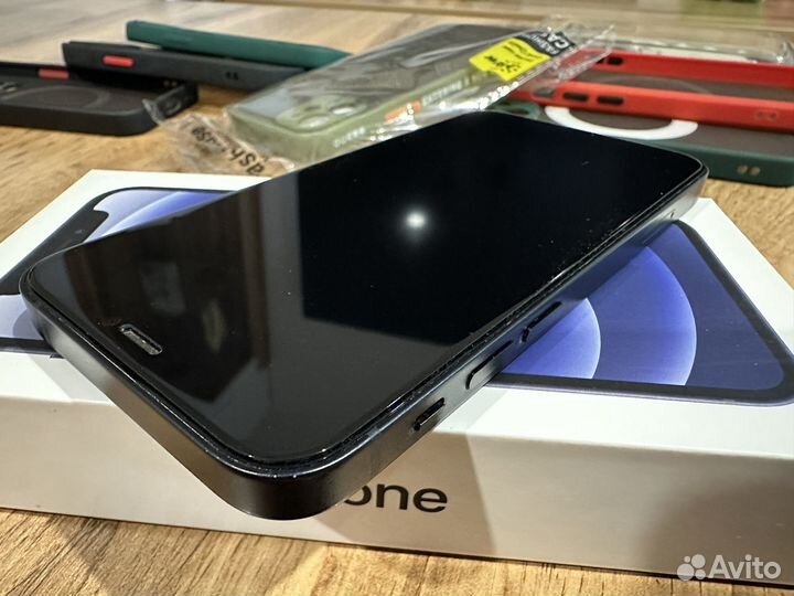 iPhone 12 mini, 64 ГБ