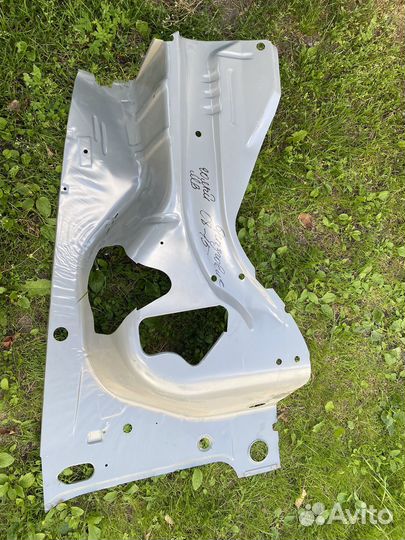 Брызговик крыла ваз 2115 передний правый и левый