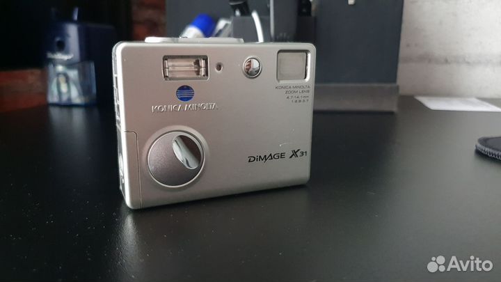 Цифровой фотоаппарат Konika Minolta Dimage X31