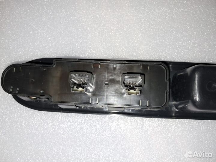 Блок управления стеклоподъемниками peugeot 307