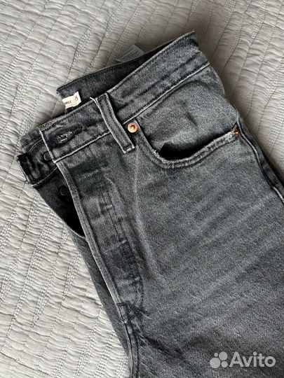 Ribcage straight ankle женские джинсы levis серые