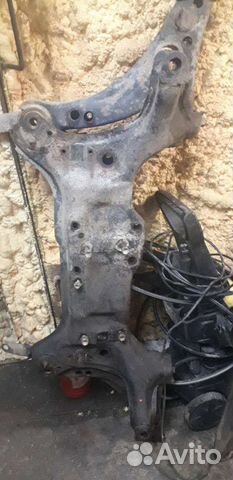 Подрамник Toyota Carina E