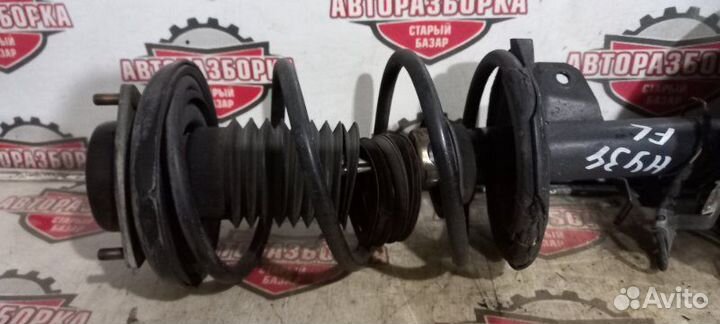 Ступица передняя левая Nissan Gloria HY34 VQ30DET