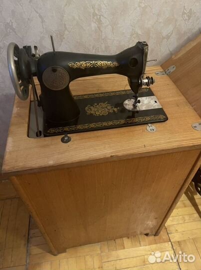 Швейная машина Подольск