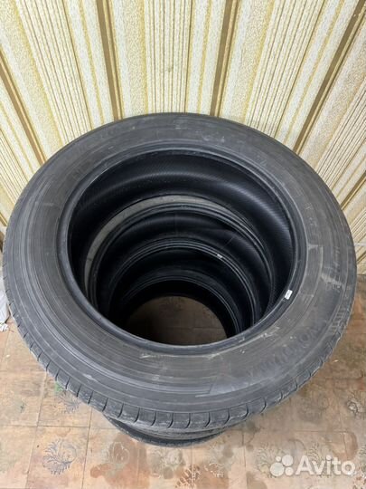 Yokohama BluEarth-XT AE61 225/60 R18 100H