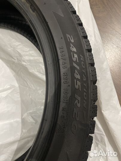 Pirelli Ice Zero 245/45 R20 103T