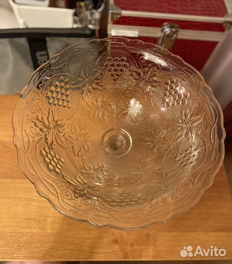 Новая ваза для фруктов на ножке