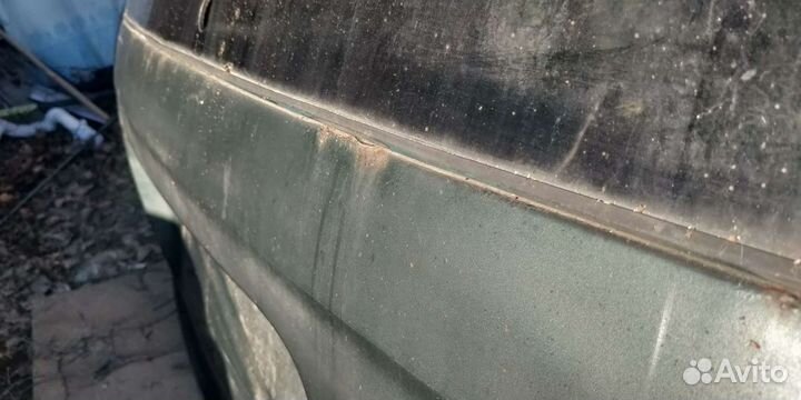 Дверь багажника dodge caravan