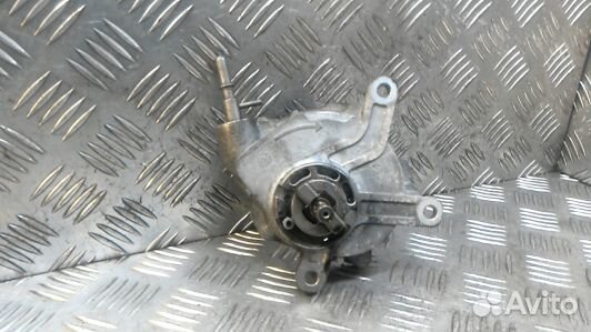 Насос вакуумный toyota avensis T25 (75A33KX01)