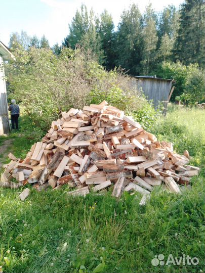 Дрова доставка и укладка в поленницу