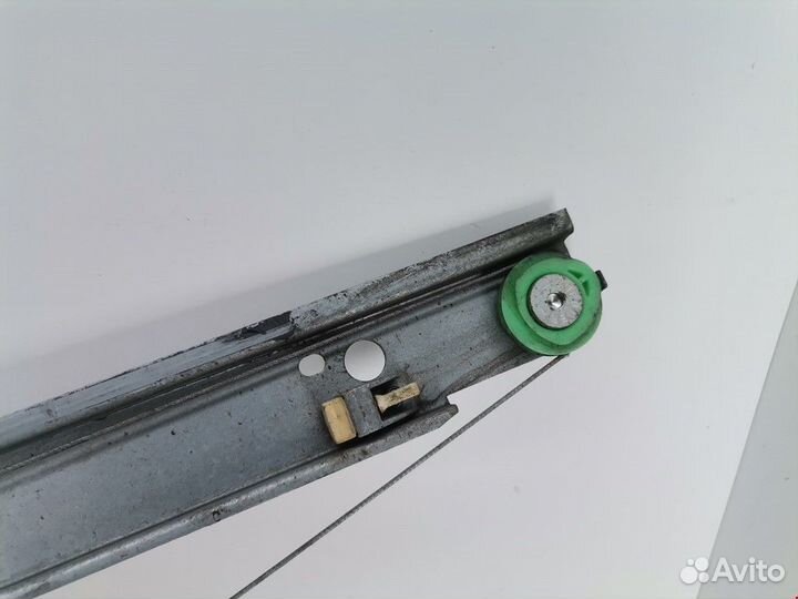 Стеклоподъемник передний левый Mercedes-Benz