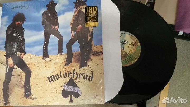 Пластинки Motorhead, Kiss, Jeff Beck, Dire Straits