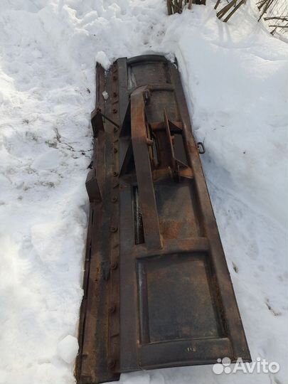 Отвал мтз82