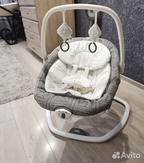 Детские электронные качели joie