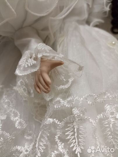 Куклы фарфоровые коллекционные