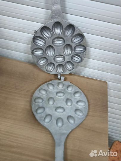 Вафельница орешница СССР