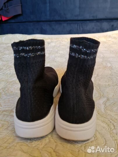 Кроссовки oysho 36,5