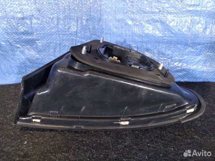 Фонарь левый Mitsubishi Galant