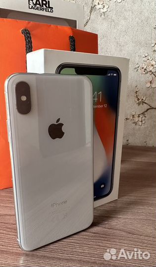 Продам iPhone 10 256 мб