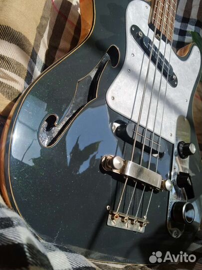 Jolana Iris Bass remaster