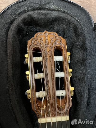 Классическая гитара Феликса Акопова