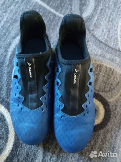 Детские футбольные бутсы 33 размер