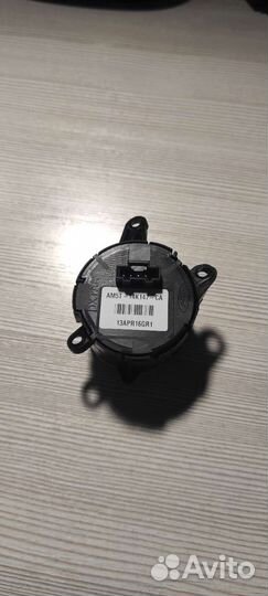 Кнопка руля Ford Focus 3 AM5T-14K147-CA