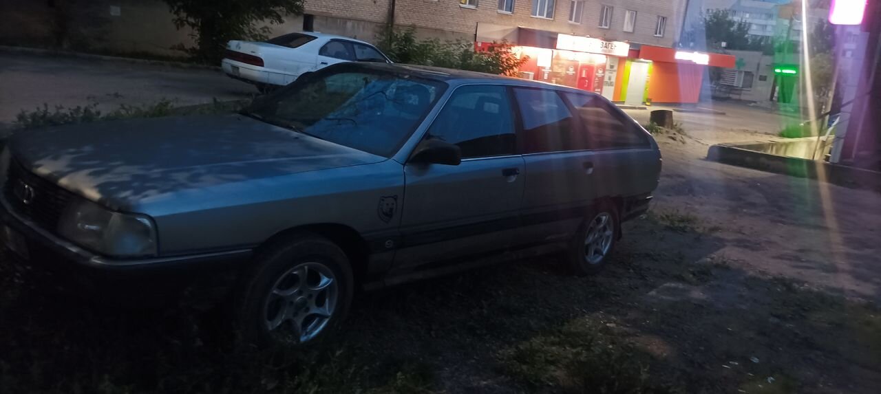 Audi 100: фото владельца