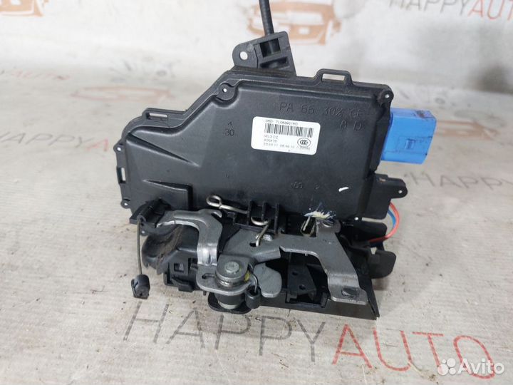 Замок задней правой двери Skoda Octavia A5