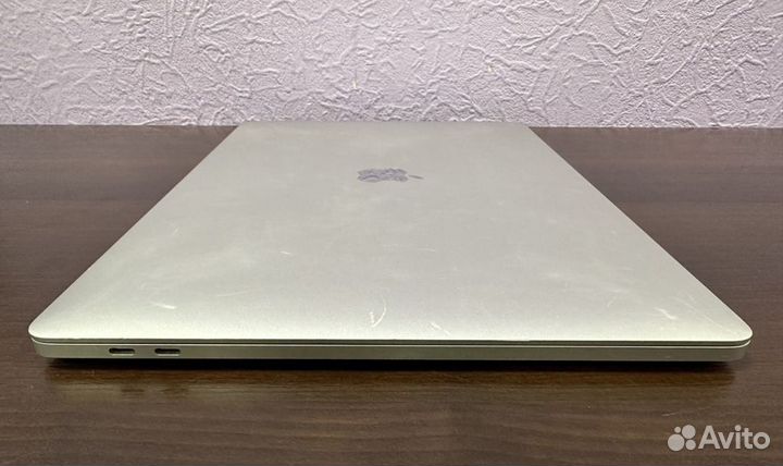 Apple macbook Pro 15 2018 i7/32Ram/512ssd/560x