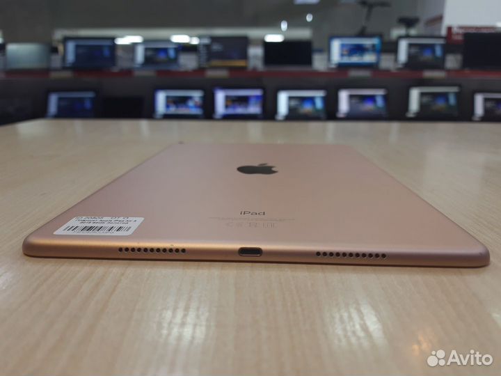 Витринный Планшет Apple iPad Air 3 2019 64Gb Золот
