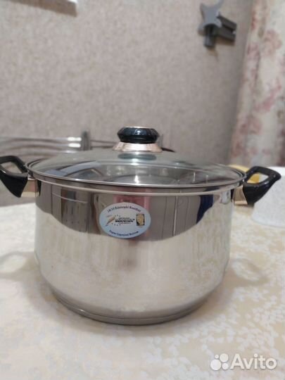 Кастрюля из нержавейки новая