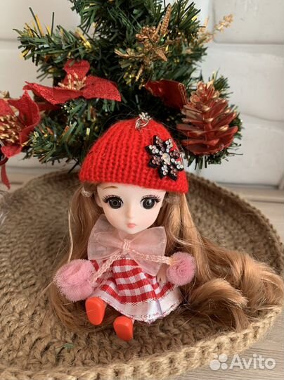 Кукла новая аниме в шапке