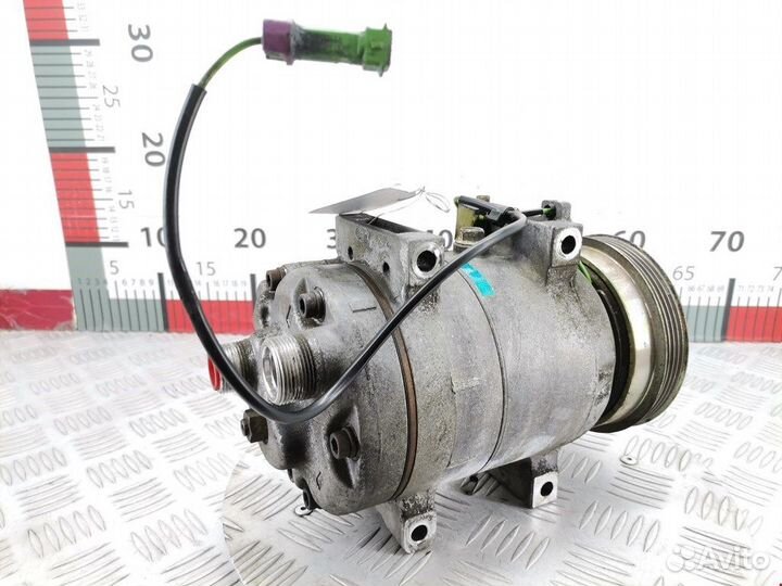 Компрессор кондиционера для Volkswagen Passat 5