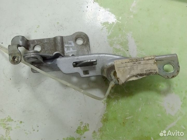 Петля капота Kia Cerato LD G4ED